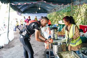 BIB: 
                            <button type="button" onclick="openModal(28155565)" class="btn btn-primary btn-sm float-right btn-popup" data-toggle="modal" data-target=".modal-high-quality">
                        <i class="fas fa-shopping-cart"></i> Add to Cart
                    </button>
                                            <button type="button" onclick="isThisMe(28155565, true)" class="btn btn-success btn-sm float-right btn-popup btn-isme hidden" data-toggle="tooltip" data-placement="bottom" title="นี่คือรูปของคุณใช่ไหม คลิกที่นี่เพื่อเอาเข้าอัลบั้ม">
                        <i class="fas fa-plus"></i> Add to album
                    </button>
                    <button type="button" onclick="isThisMe(28155565, false)" class="btn btn-warning btn-sm float-right btn-popup btn-isnotme hidden">
                        <i class="fas fa-ban"></i> Remove from album
                    </button>